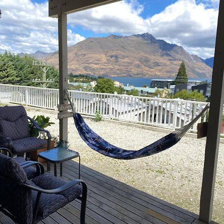 Lakeview 5-10Mins Walk To Town 4Bedrms Apartment 镇上湖景4房套房 Queenstown Exterior photo